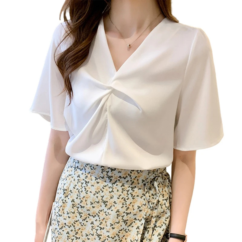Short-Sleeved Satin Shirt Women Summer 2021 Temperament V-Neck Blouse Plus Size Fashion Business Wear Shirt
Short-Sleeved Satin Shirt Women Summer 2021 Temperament V-Neck Blouse Plus Size Fashion Business Wear Shirt