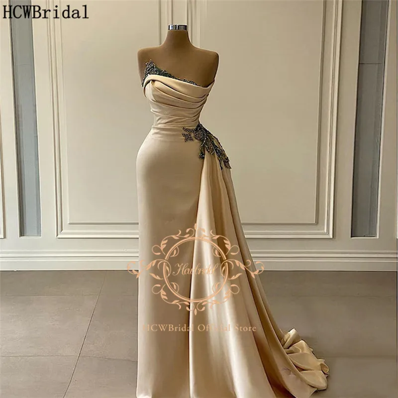 New Strapless Champagne Long Evening Dress Black Crystal Pleat Satin Sexy Prom Gown Plus Size Women Formal Occasion Dresses
New Strapless Champagne Long Evening Dress Black Crystal Pleat Satin Sexy Prom Gown Plus Size Women Formal Occasion Dresses