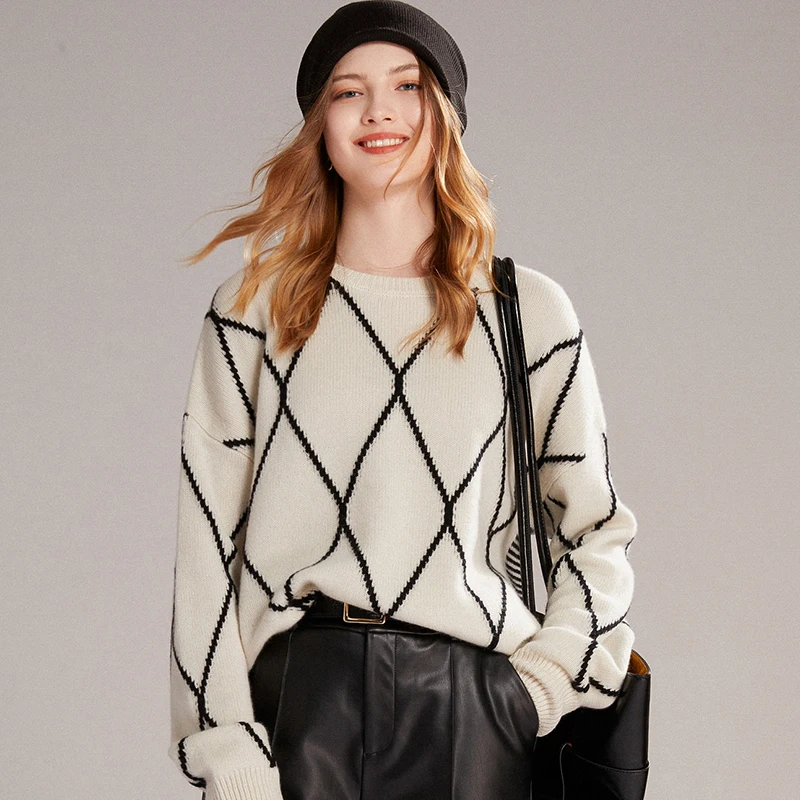 2021 autumn and winter new big sweater mid-length woolen sweater women lazy wind outer wear loose pullover cashmere sweater
2021 autumn and winter new big sweater mid-length woolen sweater women lazy wind outer wear loose pullover cashmere sweater