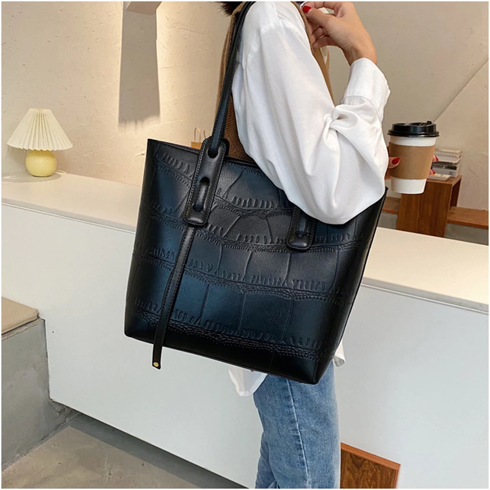Women Winter PU Leather Black Shoulder Bag Large Capacity Luxury Tote Designer Handbags Fashion Shoulder Bags For Women 2020 
Women Winter PU Leather Black Shoulder Bag Large Capacity Luxury Tote Designer Handbags Fashion Shoulder Bags For Women 2020