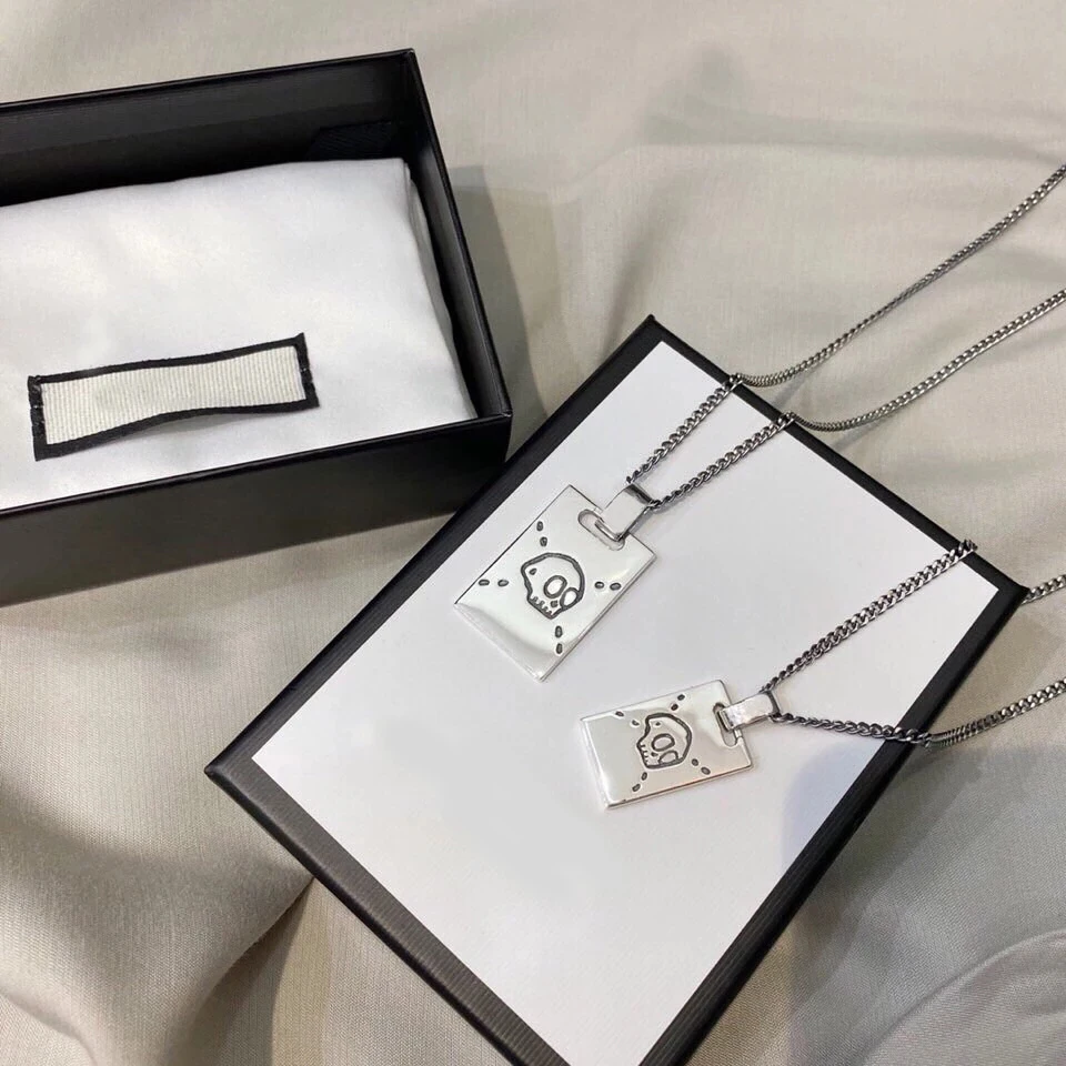 2021 trendy luxury brand original retro necklace wedding necklace couple necklace and pendants for women sets
2021 trendy luxury brand original retro necklace wedding necklace couple necklace and pendants for women sets