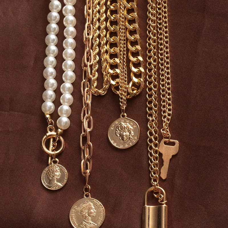 Vintage Baroque Irregular Pearl Lock Chain Necklace Multilayer Necklace 2021 Geometric Metal Necklaces For Women Punk Jewelry
Vintage Baroque Irregular Pearl Lock Chain Necklace Multilayer Necklace 2021 Geometric Metal Necklaces For Women Punk Jewelry