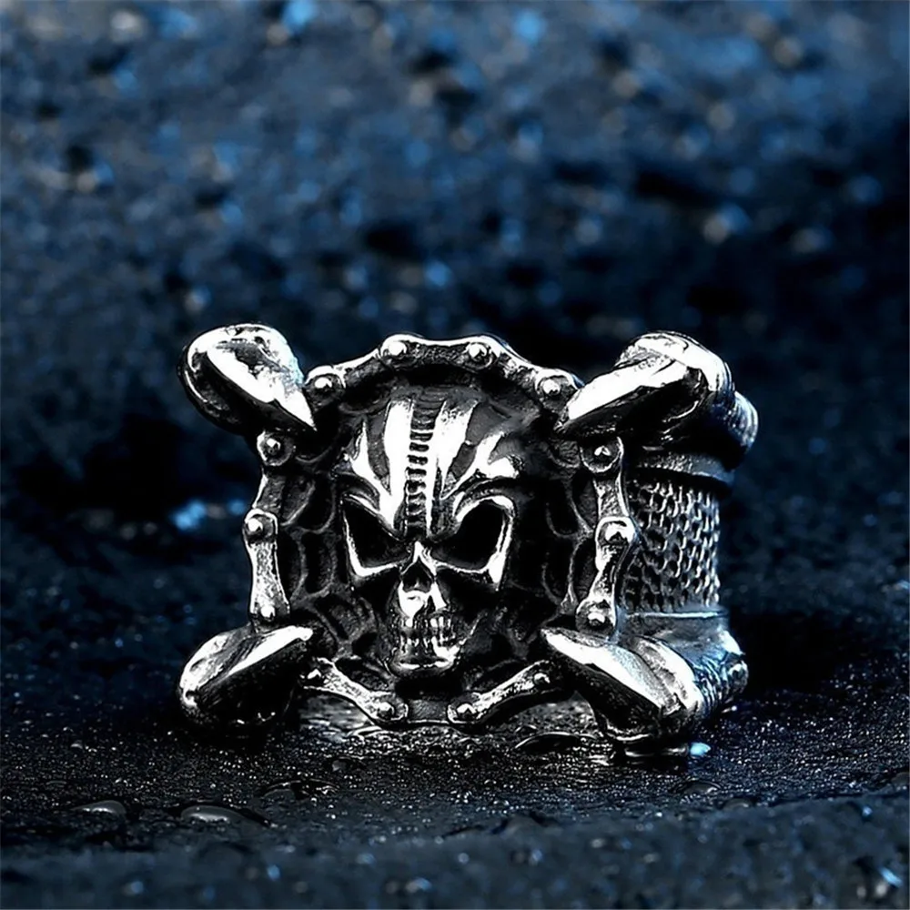 New Creative Men's Gtainless Steel Ring Paw Grab Skull Ring Punk Domineering Retro Hip-Hop Party Accessories Gift Wholesale
New Creative Men's Gtainless Steel Ring Paw Grab Skull Ring Punk Domineering Retro Hip-Hop Party Accessories Gift Wholesale