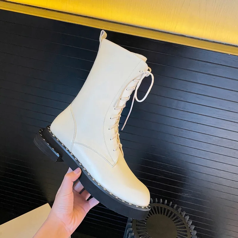 ZVQ Women Ankle Boots Winter Style Fashion Full Genuine Leather Shoes Ladies Round Toe Cross Tied Zide Zipper Low Heel Booties
ZVQ Women Ankle Boots Winter Style Fashion Full Genuine Leather Shoes Ladies Round Toe Cross Tied Zide Zipper Low Heel Booties