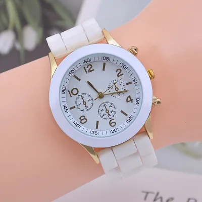 The new women watch Geneva three-eye ladies watch fashion casual silicone band ladies quartz watch Relogio Feminino Zegarek Dams
The new women watch Geneva three-eye ladies watch fashion casual silicone band ladies quartz watch Relogio Feminino Zegarek Dams