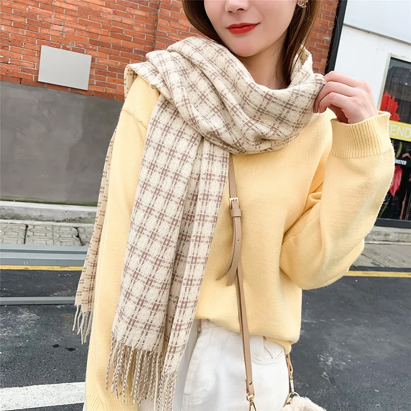 New winter women's scarves autumn 2020, Luxury high quality imitation cashmere fashion tassel shawl, warm plaid scarf wholesale
New winter women's scarves autumn 2020, Luxury high quality imitation cashmere fashion tassel shawl, warm plaid scarf wholesale