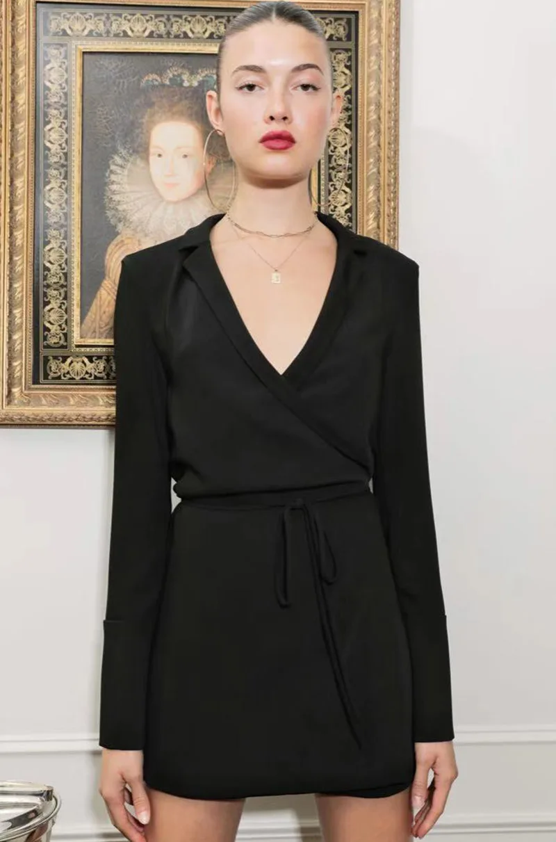 High Quality New Design Style Temperament Mini Suit V-neck Wrapped Lace Long-sleeved Dress Women
High Quality New Design Style Temperament Mini Suit V-neck Wrapped Lace Long-sleeved Dress Women
