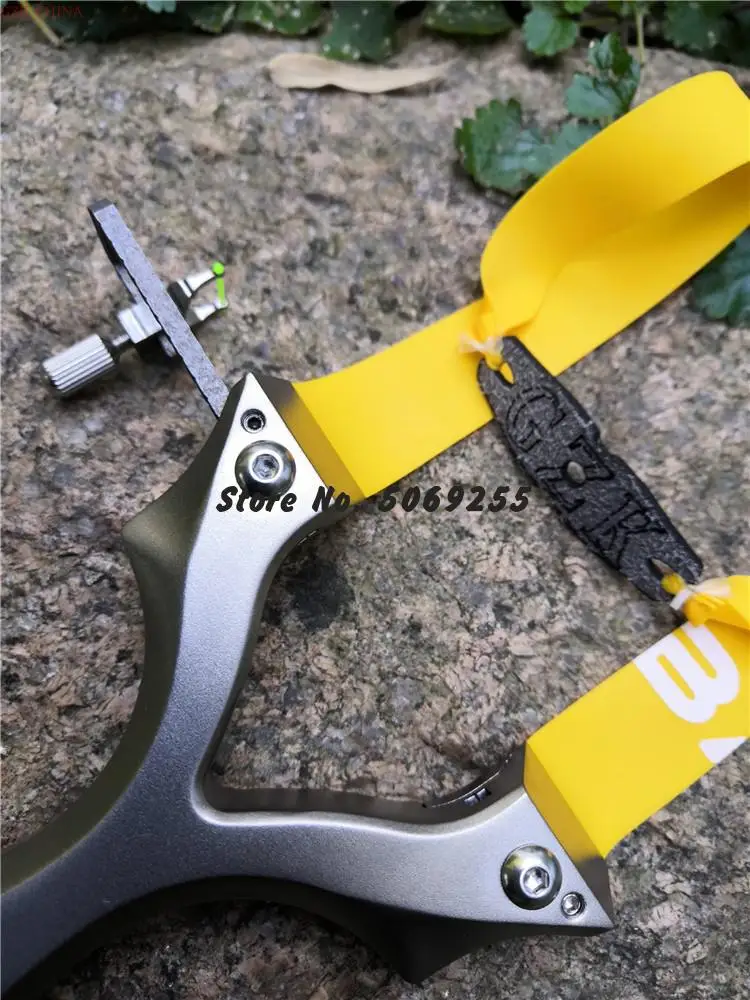 TC21 Titanium Alloy Slingshot Catapult with Flat Rubber Band Powerful Hunting Shooting Sling shot with U Type Sight Precision
TC21 Titanium Alloy Slingshot Catapult with Flat Rubber Band Powerful Hunting Shooting Sling shot with U Type Sight Precision