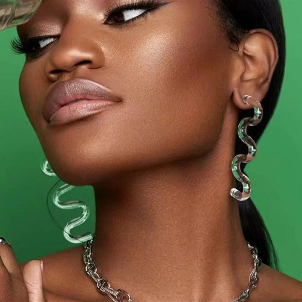 Fashion Transparent Acrylic Wavy Earrings Long Drop Earrings Jewelry for Women Colorful Resin Geometric Tassel Dangle Earrings
Fashion Transparent Acrylic Wavy Earrings Long Drop Earrings Jewelry for Women Colorful Resin Geometric Tassel Dangle Earrings