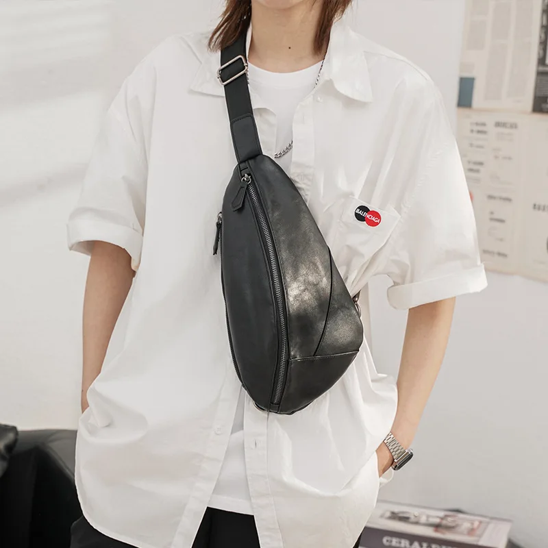 Fashion Dumpling Bag Men Chest Bag Messenger Bag Sost PU Leather Cross Body Chest Bag for Men Shoulder Bag Daily Sling Bag Man
Fashion Dumpling Bag Men Chest Bag Messenger Bag Sost PU Leather Cross Body Chest Bag for Men Shoulder Bag Daily Sling Bag Man