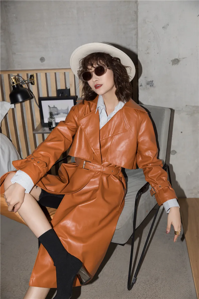 ZCSMLL 2021 Autumn and Winter New Fashion Vintage Loose Leather Jacket Female Long Temperament Waist Pu Leather Trench Coat
ZCSMLL 2021 Autumn and Winter New Fashion Vintage Loose Leather Jacket Female Long Temperament Waist Pu Leather Trench Coat