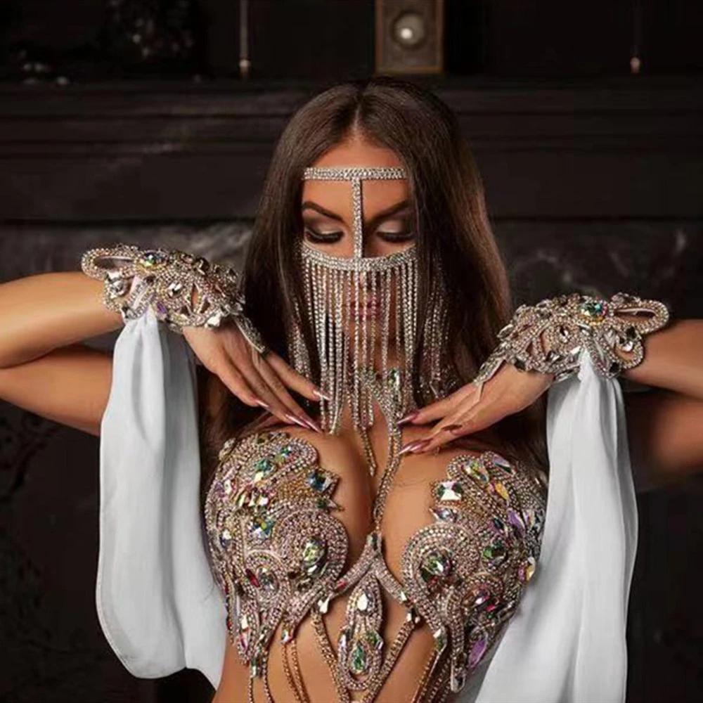 Handmade Tassel Veil Masks Handmade Rhinestone Chain Face Mask Dance Party Costume Head Decor Facemask Mesh Net Party Show
Handmade Tassel Veil Masks Handmade Rhinestone Chain Face Mask Dance Party Costume Head Decor Facemask Mesh Net Party Show