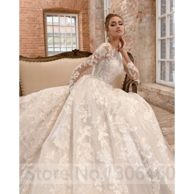 Long Sleeve Wedding Dresses 2020 Luxury A Line Elegant Appliqued Lace Bridal Gowns Tulle Custom Made Vestido De Noiva
Long Sleeve Wedding Dresses 2020 Luxury A Line Elegant Appliqued Lace Bridal Gowns Tulle Custom Made Vestido De Noiva