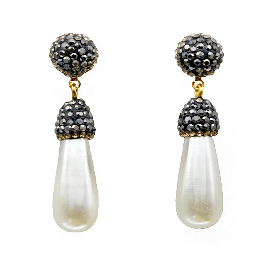 Light Yellow Gold Color Tear Drop Imitation Pearl Stud Earrings for Women Anniversary Gift Jewelry
Light Yellow Gold Color Tear Drop Imitation Pearl Stud Earrings for Women Anniversary Gift Jewelry