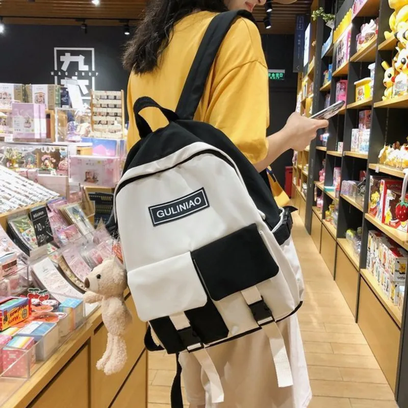 Fashion Stitching Color Schoolbag Women's Korean Version Harajuku Ulzzang Small Fresh Contrast Cute Cartoon Student Backpack
Fashion Stitching Color Schoolbag Women's Korean Version Harajuku Ulzzang Small Fresh Contrast Cute Cartoon Student Backpack