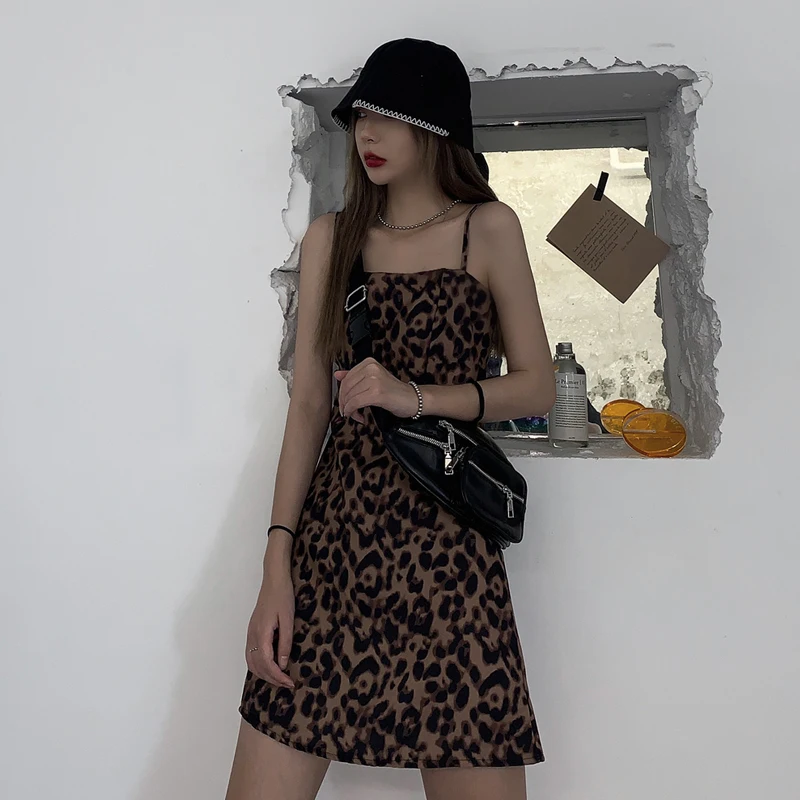 Summer Sexy Women Dress Cute Vintage Sling Vestidos Solid Mini Korean Harajuku Leopard Femme Dropshipping Punk Gothic Clothes
Summer Sexy Women Dress Cute Vintage Sling Vestidos Solid Mini Korean Harajuku Leopard Femme Dropshipping Punk Gothic Clothes