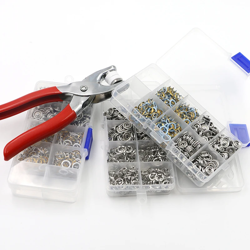 100 комплектов/коробка 9,5 мм полые цветные пряжки металлические кнопки с пятью крапанами 20 цветов + клещи для установки заклепок инструменты
100 комплектов/коробка 9,5 мм полые цветные пряжки металлические кнопки с пятью крапанами 20 цветов + клещи для установки заклепок инструменты