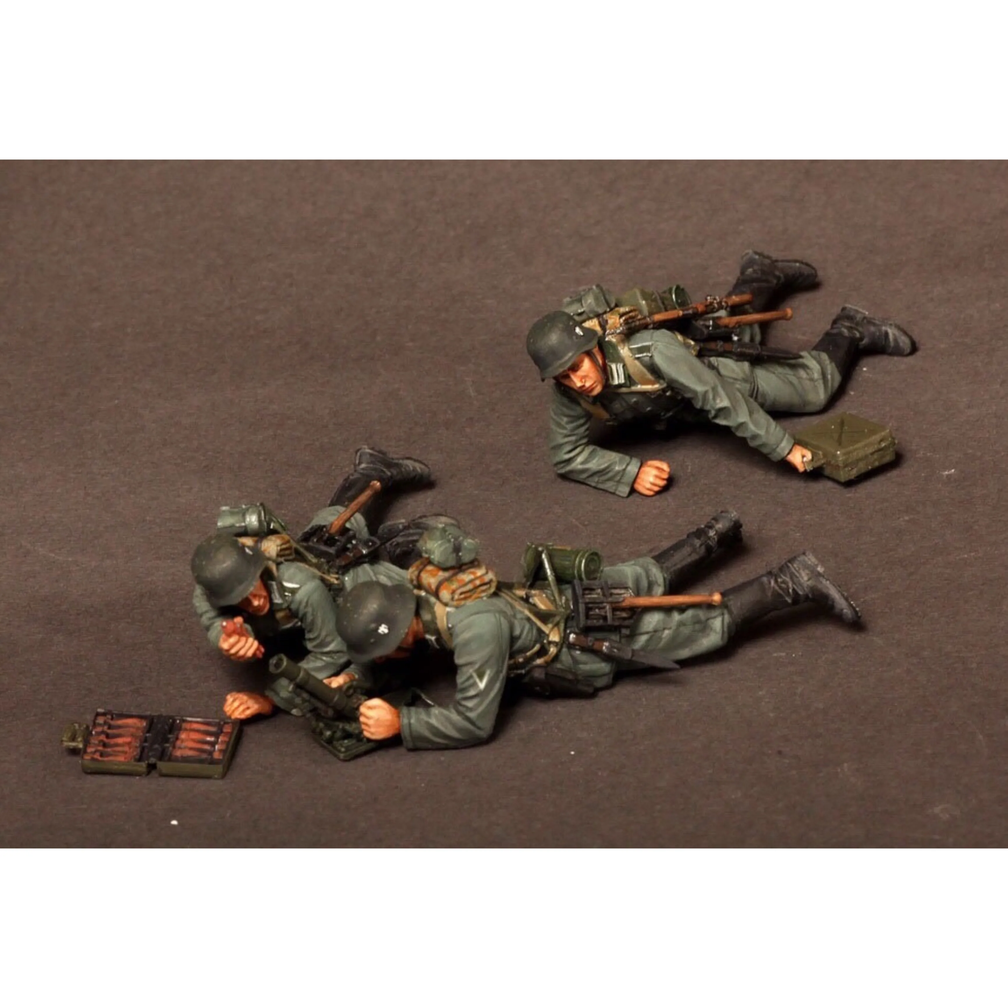 1/35 фигурка модели из смолы GK, военная тема, несобранный и Неокрашенный комплект
1/35 фигурка модели из смолы GK, военная тема, несобранный и Неокрашенный комплект
