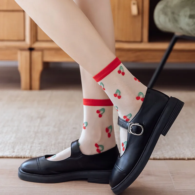 New Summer Thin Transparent Women Long Socks Breathable Crystal Silk Socks Harajuku Floral Kawaii Girls Student Cute Socks
New Summer Thin Transparent Women Long Socks Breathable Crystal Silk Socks Harajuku Floral Kawaii Girls Student Cute Socks