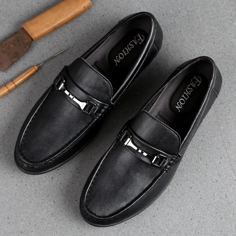 Newest Men Shoes Casual Light Breathable Genuine Leather Shoes Men Flat Men Loafers Slip-on Soft Moccasins Driving Shoes Summer
Newest Men Shoes Casual Light Breathable Genuine Leather Shoes Men Flat Men Loafers Slip-on Soft Moccasins Driving Shoes Summer
