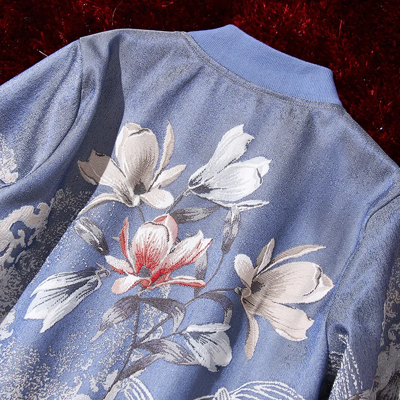 European and American Fashion Summer Mature Elegant New Fall Women's Clothing Long Sleeve Flower Jacquard Beaded Zipper Coat
European and American Fashion Summer Mature Elegant New Fall Women's Clothing Long Sleeve Flower Jacquard Beaded Zipper Coat