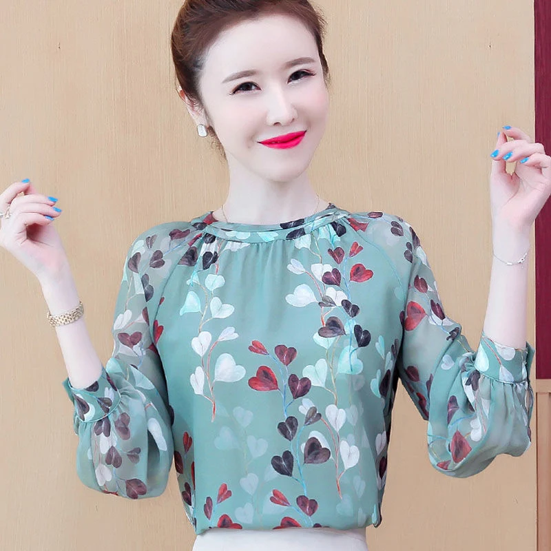 Women Spring Autumn Chiffon Blouses Shirts Lady Casual Lantern Sleeve Stand Collar Leaf Printed Chiffon Blusas Tops DF3978
Women Spring Autumn Chiffon Blouses Shirts Lady Casual Lantern Sleeve Stand Collar Leaf Printed Chiffon Blusas Tops DF3978