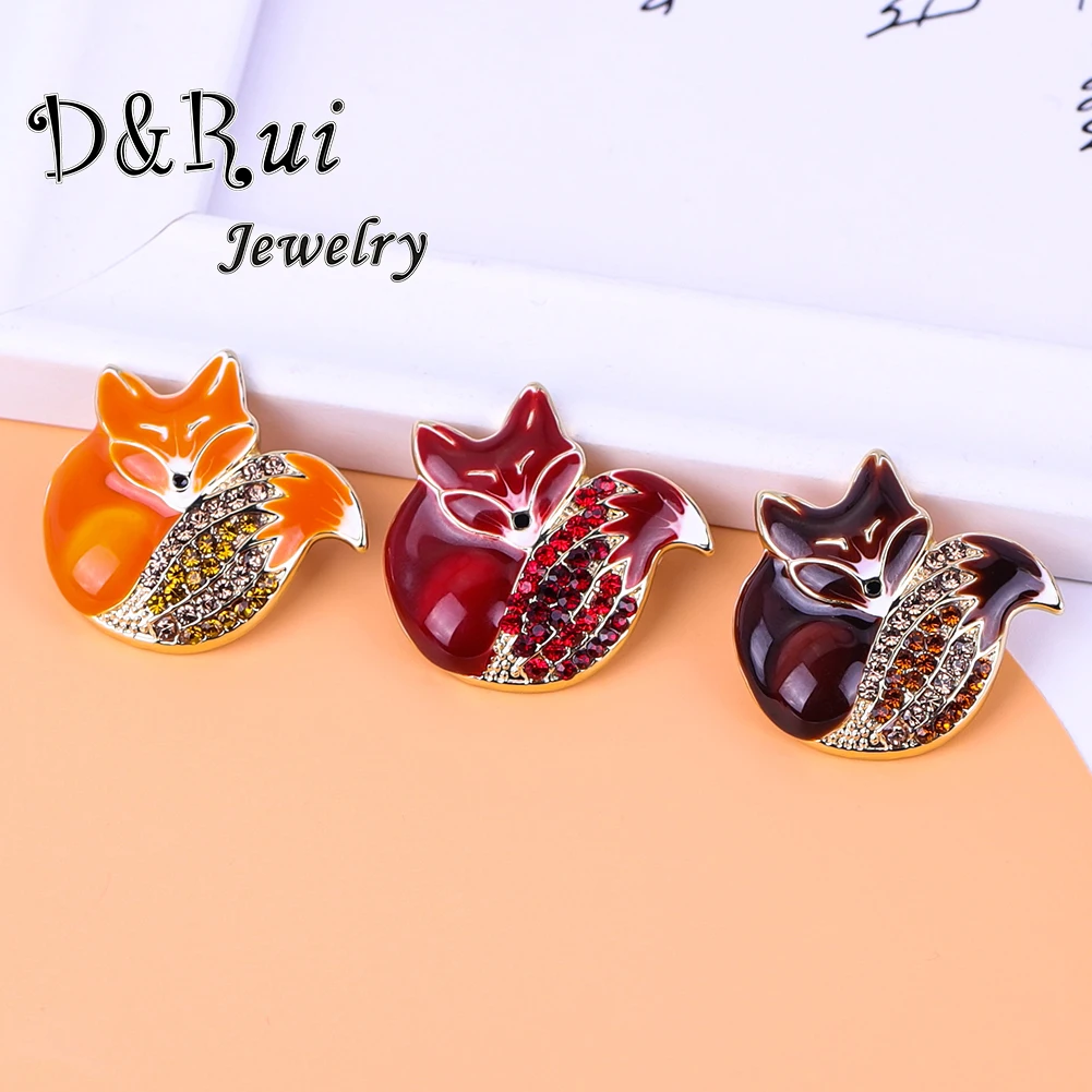 Cute Sleeping Red Fox Brooches Enamel Body Full Rhinestone Sparklin Tail Fox Pins Cute Animal Badge Brooch Pin for Kids Women
Cute Sleeping Red Fox Brooches Enamel Body Full Rhinestone Sparklin Tail Fox Pins Cute Animal Badge Brooch Pin for Kids Women