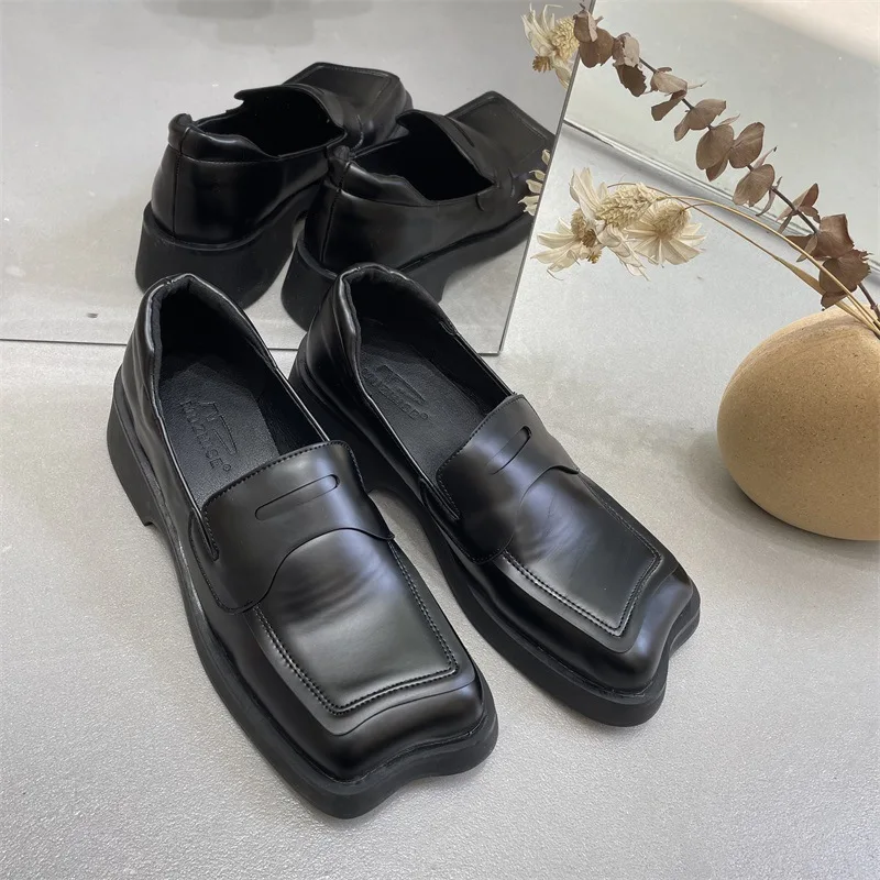 Женские лоферы, универсальные оксфорды, повседневные женские кроссовки, с квадратным носком, в британском стиле, на плоской подошве, Осенни... 
Женские лоферы, универсальные оксфорды, повседневные женские кроссовки, с квадратным носком, в британском стиле, на плоской подошве, Осенни...