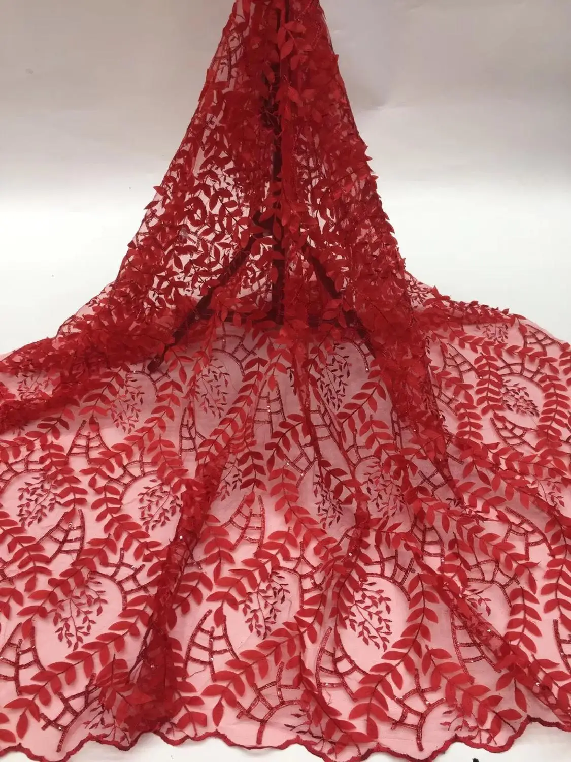 2020 Африканский шнур кружева Высокая качественная французская кружевная ткань 3D цветок африканская кружевная ткань для нигерийского сваде...
2020 Африканский шнур кружева Высокая качественная французская кружевная ткань 3D цветок африканская кружевная ткань для нигерийского сваде...