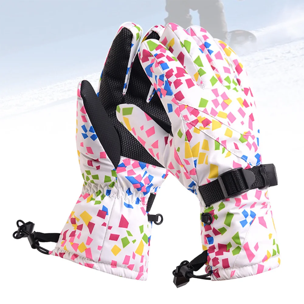 Stylish Unisex Ski Riding Thicken Anti-slid Waterproof Finger for Outdoor Mountain Climbing Hiking Supplies 
Stylish Unisex Ski Riding Thicken Anti-slid Waterproof Finger for Outdoor Mountain Climbing Hiking Supplies