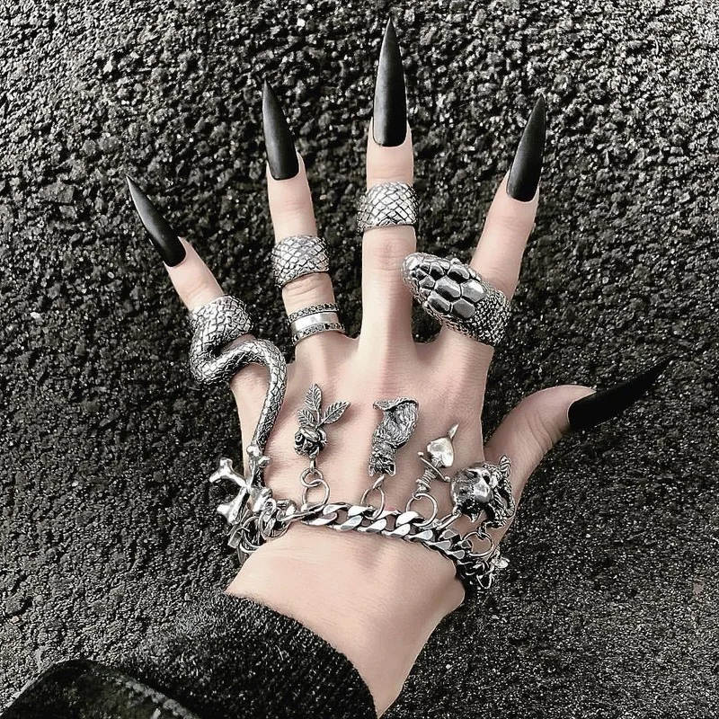 New Hot Hip Hop Fashion Horror Python 316L Stainless Steel Jewelry Punk 4 Piece Ring Set Gothic Party Jewelry
New Hot Hip Hop Fashion Horror Python 316L Stainless Steel Jewelry Punk 4 Piece Ring Set Gothic Party Jewelry