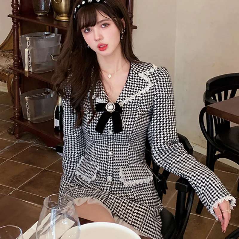 New 2021 Japanese Korean Winter Plaid Dress Kawaii Retro Lace Patchwork Lolita Mini Dress Soft Girl Sweet Elegant Party Dresses
New 2021 Japanese Korean Winter Plaid Dress Kawaii Retro Lace Patchwork Lolita Mini Dress Soft Girl Sweet Elegant Party Dresses