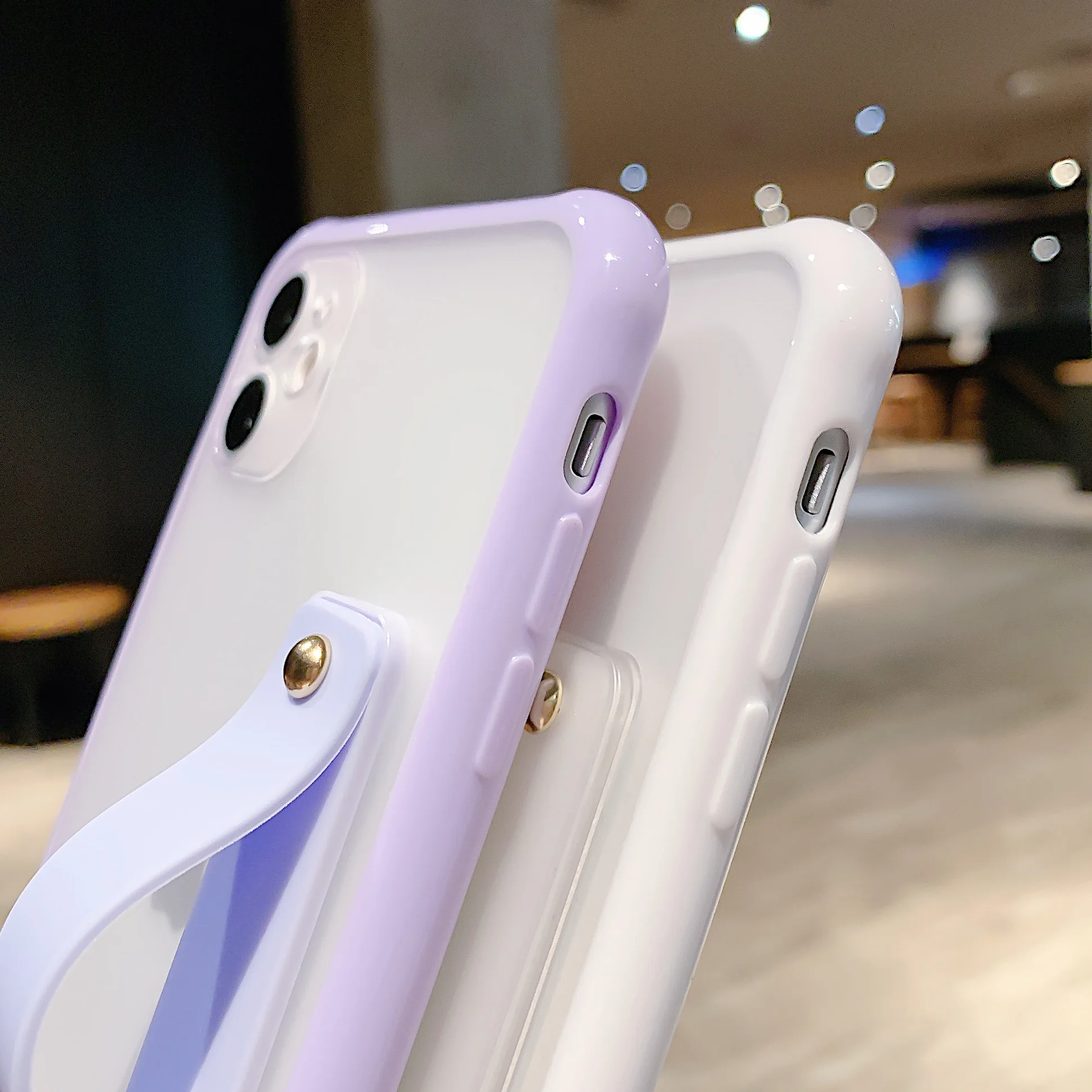Shockproof Transparent Matte Phone Case For iPhone SE2 11 12 Pro Xs MAX XR 6S 7 8 Plus Candy Color Wrist Strap Stand Cover Case
Shockproof Transparent Matte Phone Case For iPhone SE2 11 12 Pro Xs MAX XR 6S 7 8 Plus Candy Color Wrist Strap Stand Cover Case