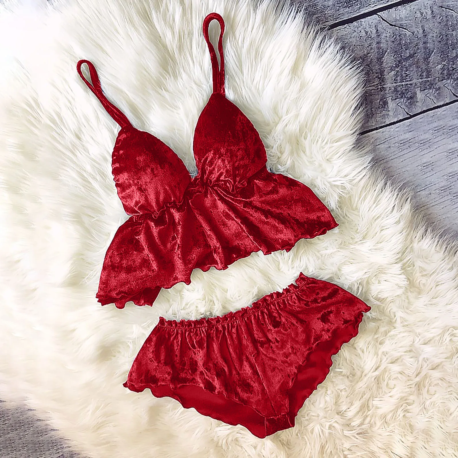 Women Sleepwear V-Neck Velvet Home Suit Sexy Stain Nightgowns Pajamas Bowknot Shorts Set Nachtkleding vrouwen Gecelik
Women Sleepwear V-Neck Velvet Home Suit Sexy Stain Nightgowns Pajamas Bowknot Shorts Set Nachtkleding vrouwen Gecelik