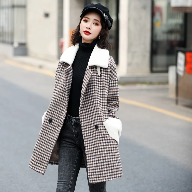 New Plaid Thick Woolen Coat Women Winter Mid-Length Double Breasted Suit Collar Spiced Faux Fur Collar Cuff Fashion Slim Jacket
New Plaid Thick Woolen Coat Women Winter Mid-Length Double Breasted Suit Collar Spiced Faux Fur Collar Cuff Fashion Slim Jacket