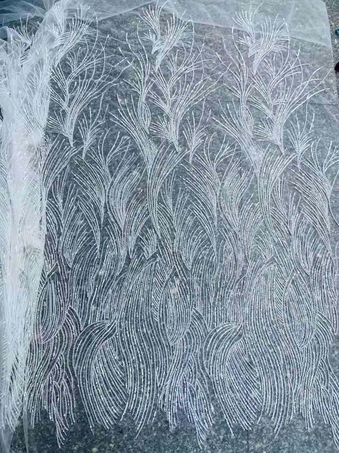 Beautiful white fabric lace With beads Embroidery French Tulle Lace Fabric/ Nigeria Lace Evening Dress Wedding dress design
Beautiful white fabric lace With beads Embroidery French Tulle Lace Fabric/ Nigeria Lace Evening Dress Wedding dress design