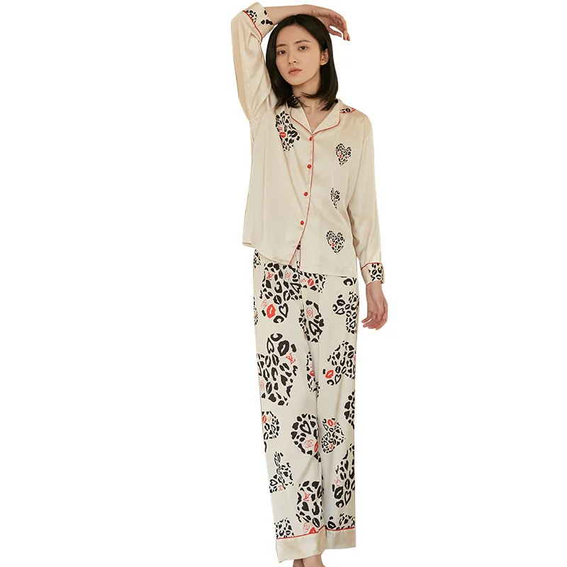 Women 2PCS Pajamas Suit Satin Print Love Red Lips Spring New Loungerwear WHITE Casual Sleepwear PJS Nightwear Home Clothing
Women 2PCS Pajamas Suit Satin Print Love Red Lips Spring New Loungerwear WHITE Casual Sleepwear PJS Nightwear Home Clothing