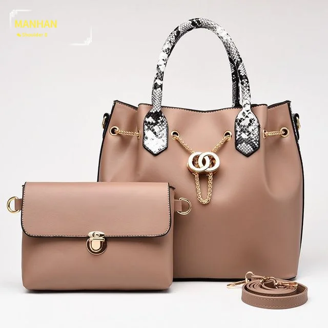 Women Tote 2 Pcs Fashion PU Metal Chain Leather Ladies Handbag Serpentine Messenger Shoulder Bag Wallet Famous Brand 2021 Color
Women Tote 2 Pcs Fashion PU Metal Chain Leather Ladies Handbag Serpentine Messenger Shoulder Bag Wallet Famous Brand 2021 Color