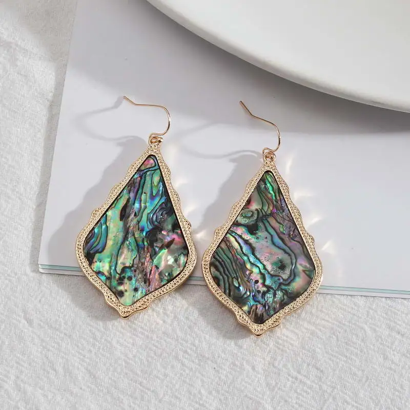 New Designer Abalone Teardrop Earrings Famous Brand Jewelry PU Leather Leopard Snakeskin Earrings Cork Water Drop Earrings E8000
New Designer Abalone Teardrop Earrings Famous Brand Jewelry PU Leather Leopard Snakeskin Earrings Cork Water Drop Earrings E8000