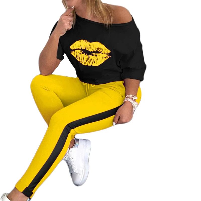 2020 Winter Autumn Ladies Lips Print Long Sleeve O Collar T-shirt Side Striped Slim Long Pants Sport Suits Tracksuits Casual
2020 Winter Autumn Ladies Lips Print Long Sleeve O Collar T-shirt Side Striped Slim Long Pants Sport Suits Tracksuits Casual