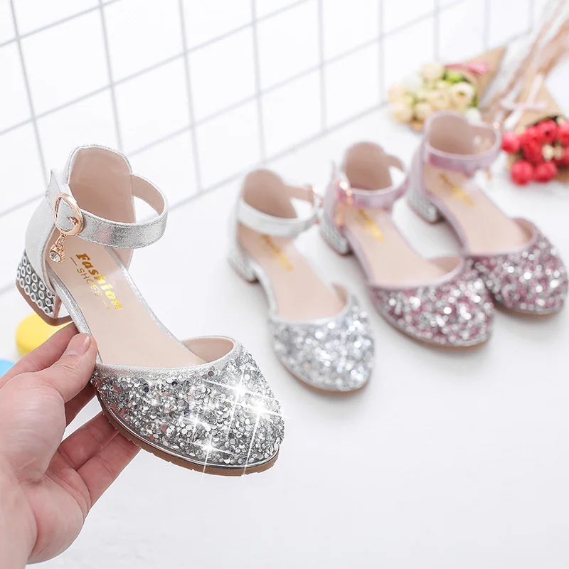 Flower Children Girls Summer Wedding And Party Crystal Sandals Shoes For Teens Girls School Rhinestone Dance Perform Shoes New
Flower Children Girls Summer Wedding And Party Crystal Sandals Shoes For Teens Girls School Rhinestone Dance Perform Shoes New