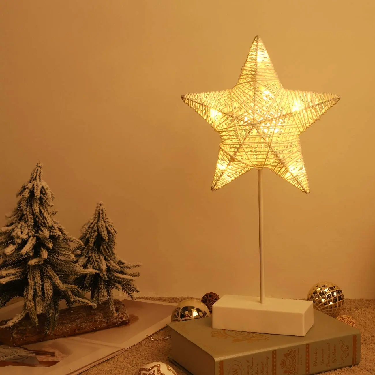 Battery Powered Star Shape Bedside Light Desk Lamp LED Christmas Warm White Bright Light Home Bedroom Romantic Decoration
Battery Powered Star Shape Bedside Light Desk Lamp LED Christmas Warm White Bright Light Home Bedroom Romantic Decoration