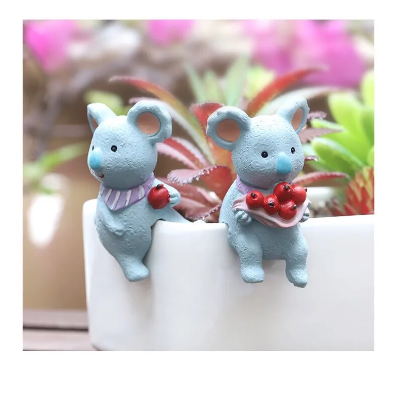 Koala Bear Climbing Tank Landscape Decoration Small Ornaments Creative Cute Cartoon Animal Resin Flower Pot Girl Heart Jewelry
Koala Bear Climbing Tank Landscape Decoration Small Ornaments Creative Cute Cartoon Animal Resin Flower Pot Girl Heart Jewelry