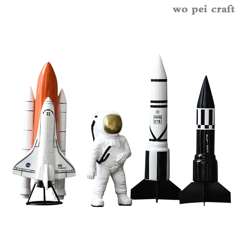 Nordic Astronaut Cartoon Ornament Moon Landing Rocket Crafts Office Desktop Decor Cosmonaut Resin Adornment Kids Room Decoration
Nordic Astronaut Cartoon Ornament Moon Landing Rocket Crafts Office Desktop Decor Cosmonaut Resin Adornment Kids Room Decoration