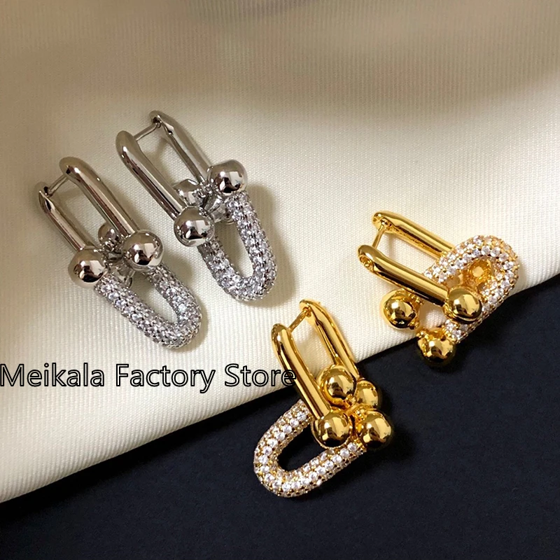925 sterling silver earrings fashion T HardWear U-shaped diamond earrings ladies charm luxury exquisite high-end jewelry gifts
925 sterling silver earrings fashion T HardWear U-shaped diamond earrings ladies charm luxury exquisite high-end jewelry gifts