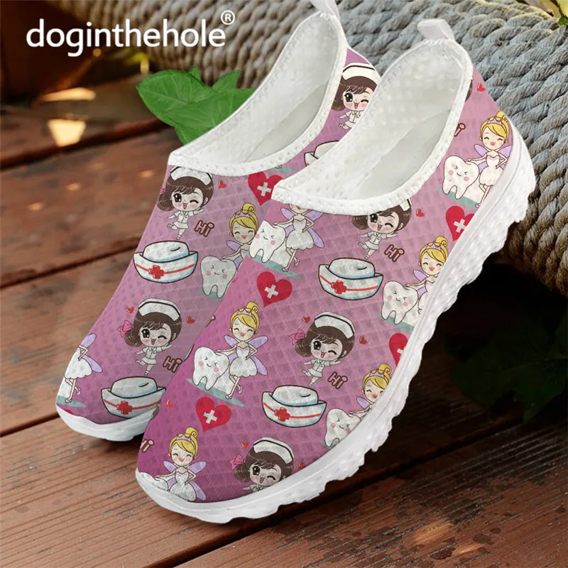 Туфли Doginthehole градиентные женские, повседневная обувь на плоской подошве, без застежек, сетчатая обувь с принтом Феи дантиста
Туфли Doginthehole градиентные женские, повседневная обувь на плоской подошве, без застежек, сетчатая обувь с принтом Феи дантиста