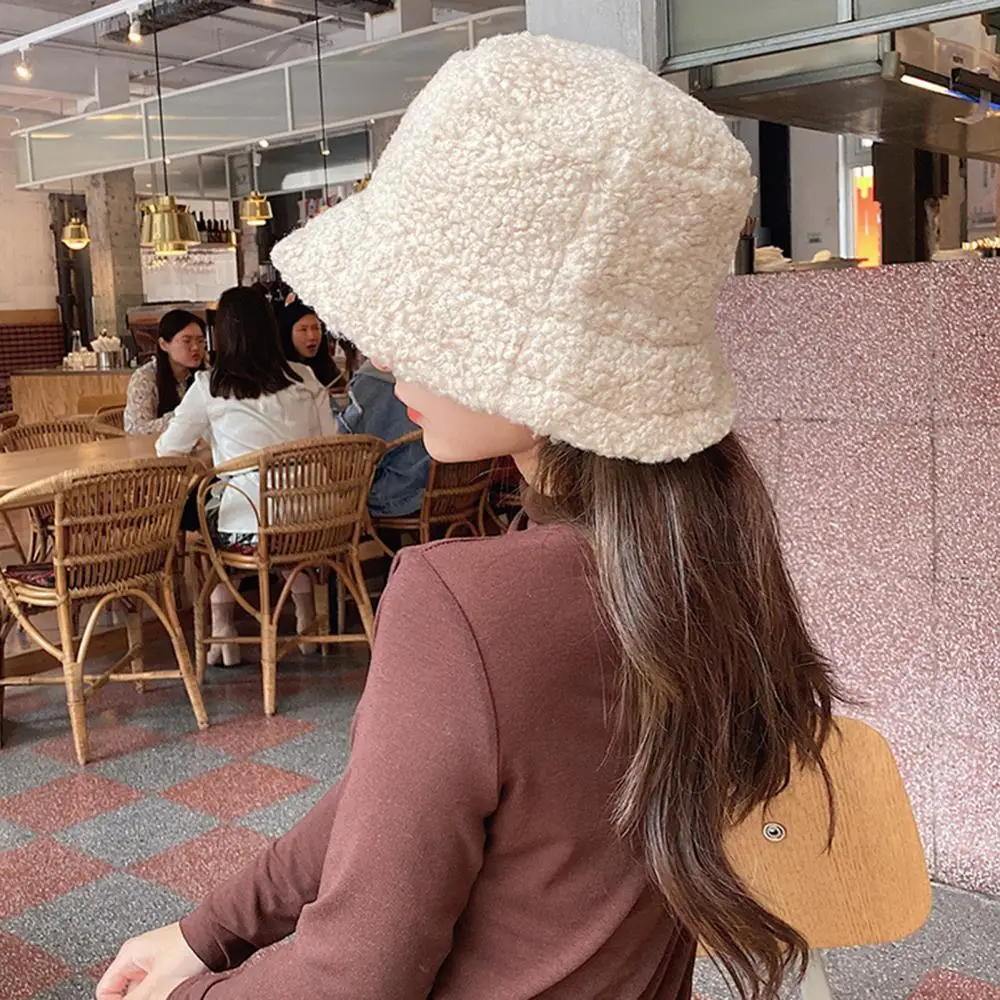 Autumn Winter Warm Hat Thicken All-match Women Solid Color Keep Warm Bucket Hat Fisherman Cap Outdoor Fashion Accessories
Autumn Winter Warm Hat Thicken All-match Women Solid Color Keep Warm Bucket Hat Fisherman Cap Outdoor Fashion Accessories