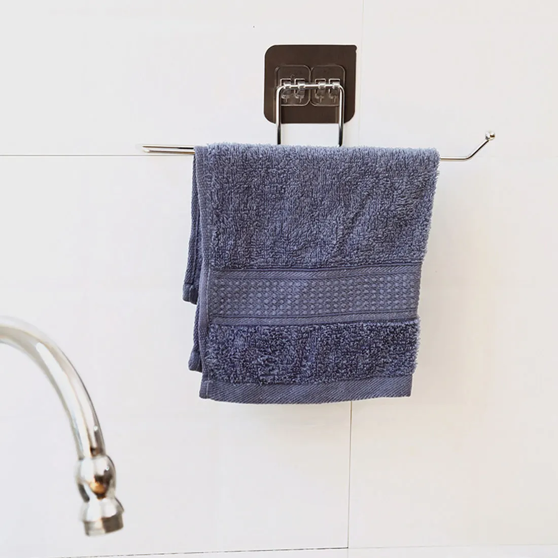 Self-adhesive Towel Holder Rack Kitchen Under Cabinet Towel Cup Paper Hanger Rack Organizer Bathroom Towel Bar Shelf Roll Holder
Self-adhesive Towel Holder Rack Kitchen Under Cabinet Towel Cup Paper Hanger Rack Organizer Bathroom Towel Bar Shelf Roll Holder