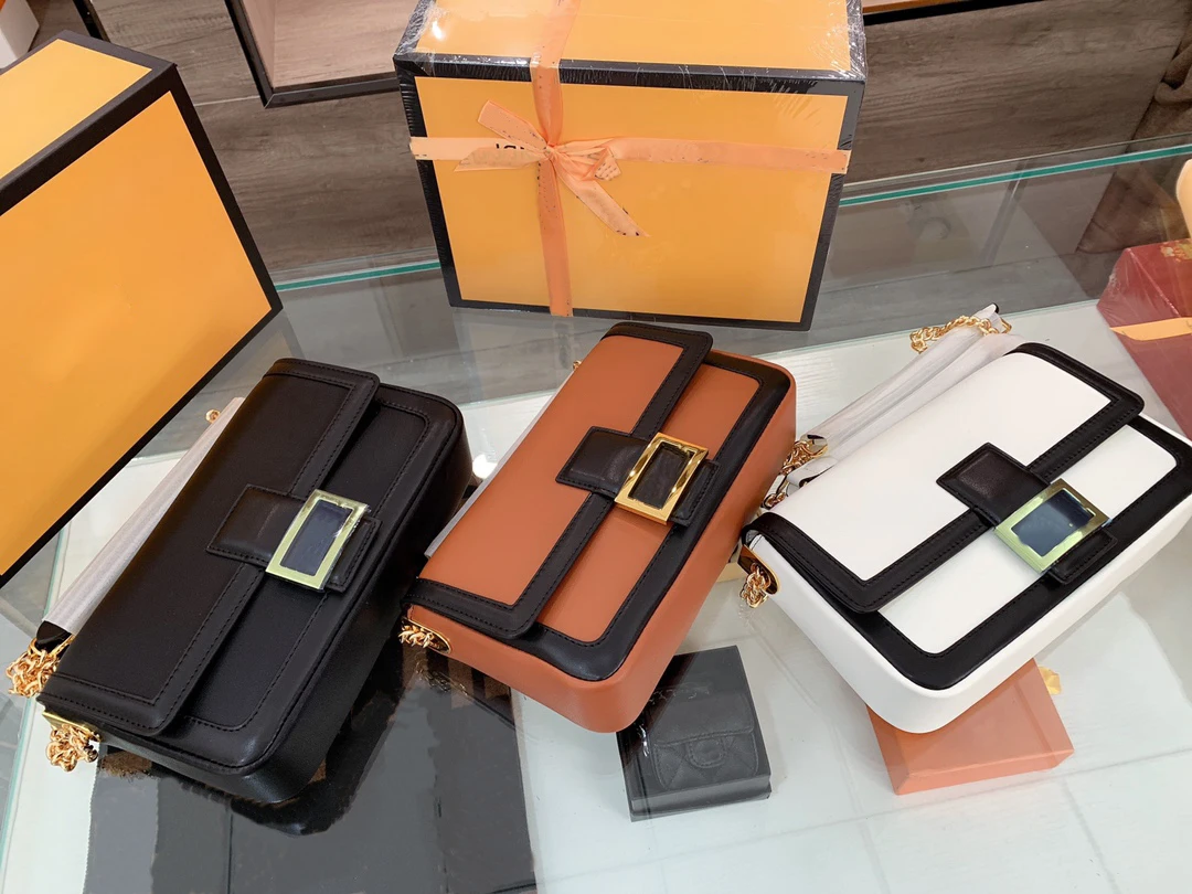 2021 spring fashion, fashionable PU messenger bag, simple casual and versatile shoulder bag
2021 spring fashion, fashionable PU messenger bag, simple casual and versatile shoulder bag