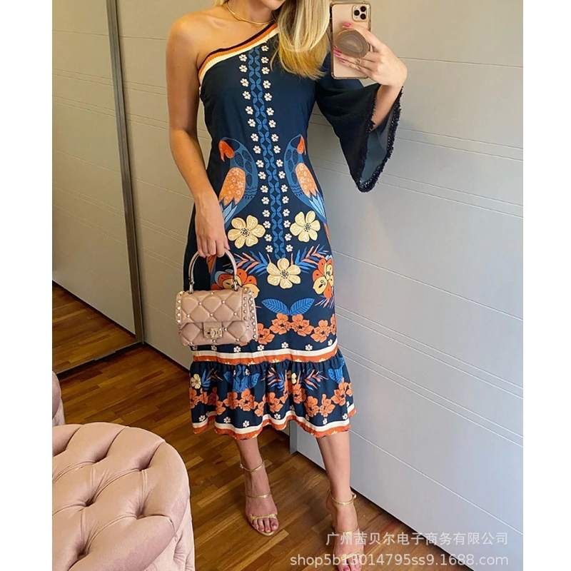 WEPBEL Flared Sleeves High Waist Dress Women's Sexy Printed One Shoulder Dress Summer Slim Fit Ruffled Pleated Stitching Dress
WEPBEL Flared Sleeves High Waist Dress Women's Sexy Printed One Shoulder Dress Summer Slim Fit Ruffled Pleated Stitching Dress